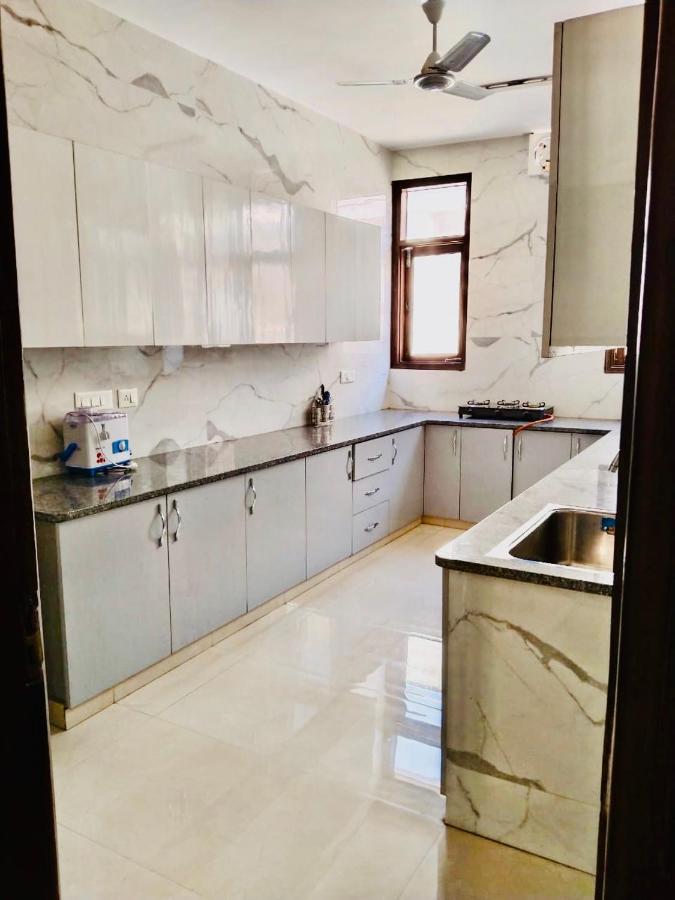 Fortune Home Service Apartment 2Bhk,E28 Saket 2A New Delhi Exteriör bild