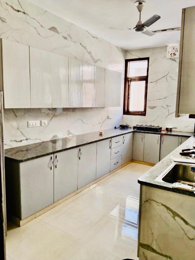 Fortune Home Service Apartment 2Bhk,E28 Saket 2A New Delhi Exteriör bild