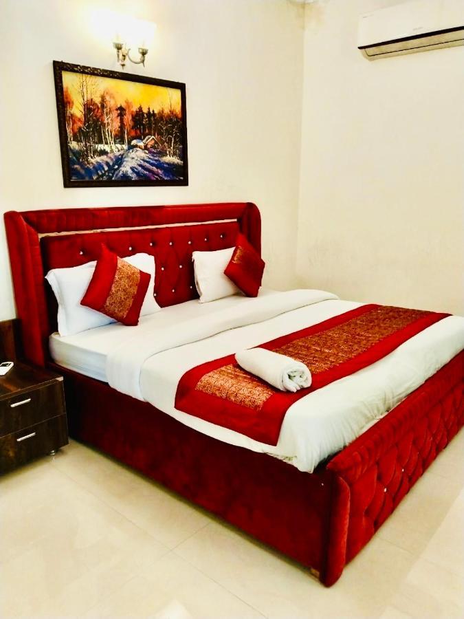 Fortune Home Service Apartment 2Bhk,E28 Saket 2A New Delhi Exteriör bild